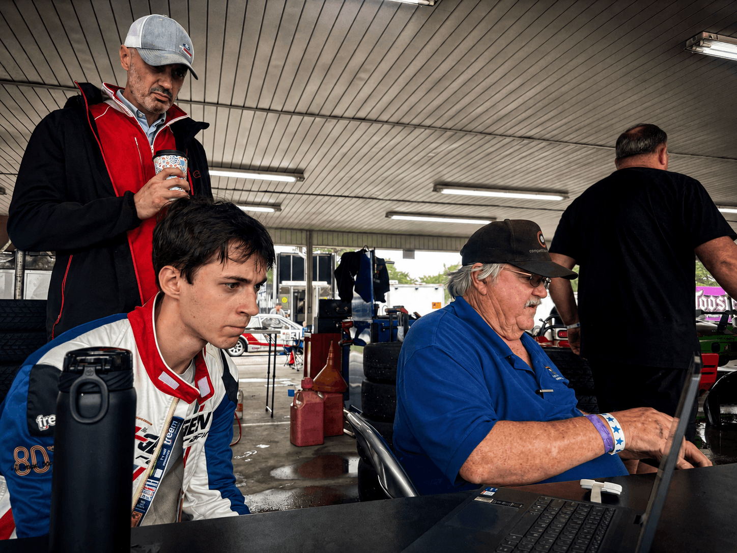 Team data review during Filippo Massa's CMP 2026 race weekend